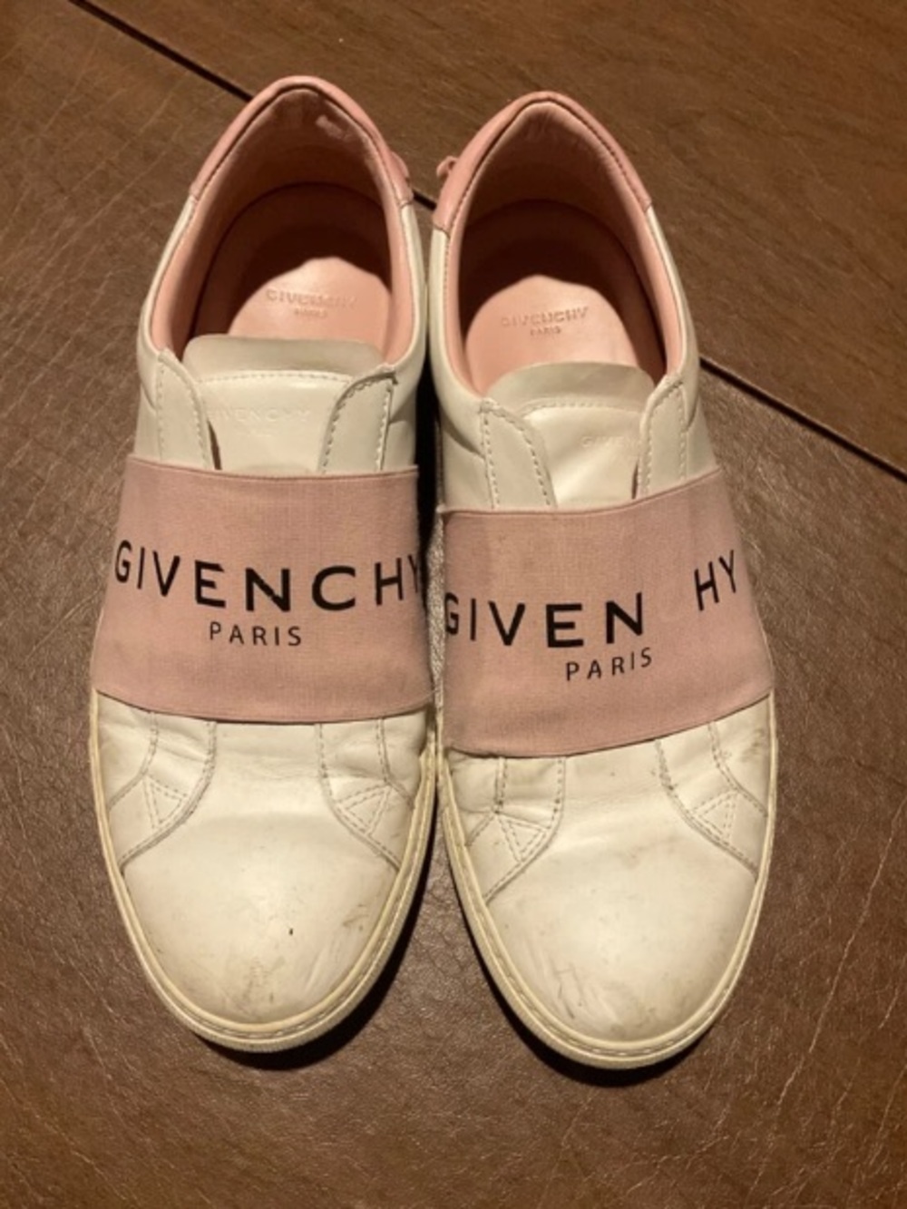 GIVENCHY Leather Graphic Print Sneakers Size 40